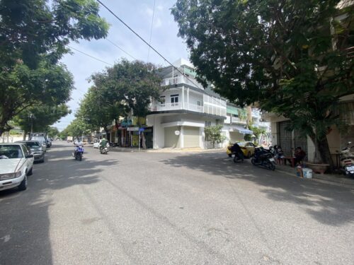 Chính chủ cần cho thuê nhà nguyên căn 1 trệt 2 lầu đường 16m gần chợ Bình Tân – Phước Long – Nha trang